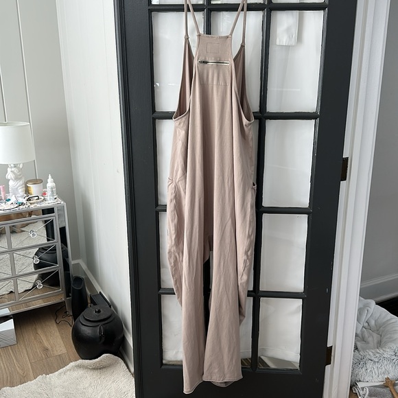 FP movement hot shot beige Casual Cream Jumpsuit onesie (Large) - Picture 5 of 7